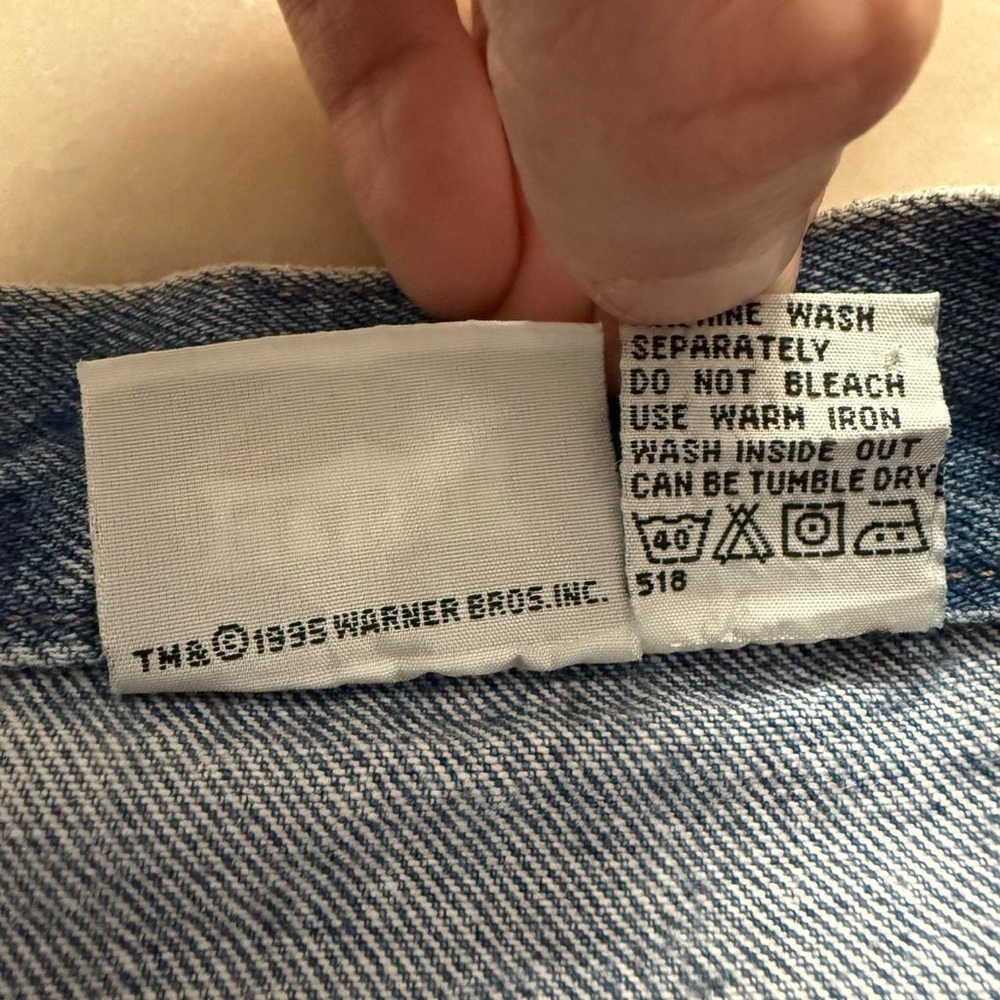 Looney Tunes Classic Vintage 1995 Jeans - Picture 5 of 8